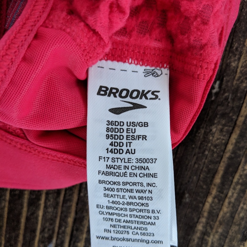 Brooks Ikat Jacquard sports bra 36DD